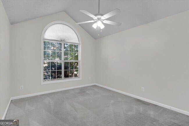 Building Photo - 2343 Cove Lake Way