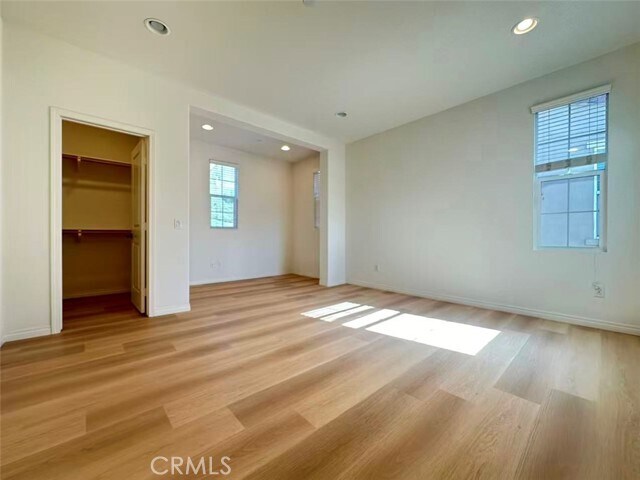 Building Photo - 803 E Manresa Dr