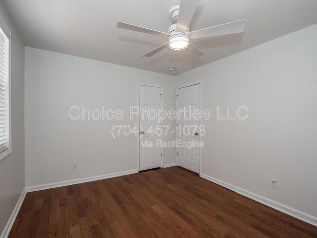 Building Photo - 5111 Valley Stream Rd