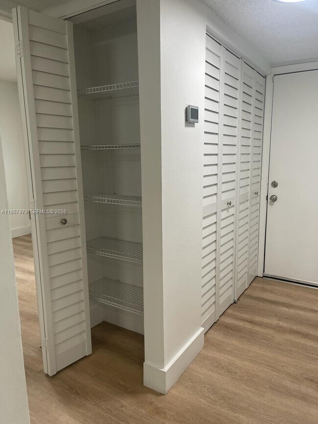 Building Photo - 8045 SW 107th Ave