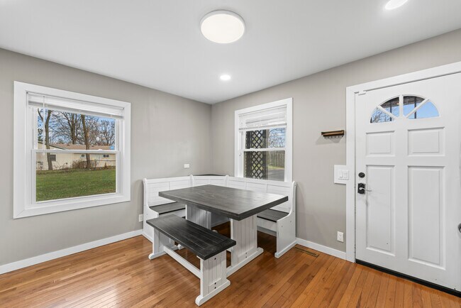 Building Photo - 25 McCabe Dr