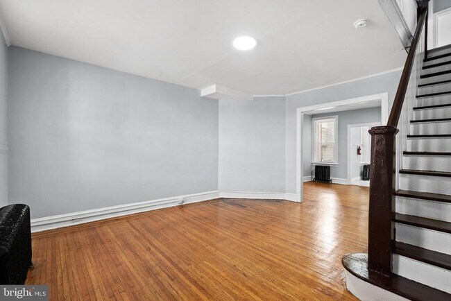 Building Photo - 4922 N 7th St