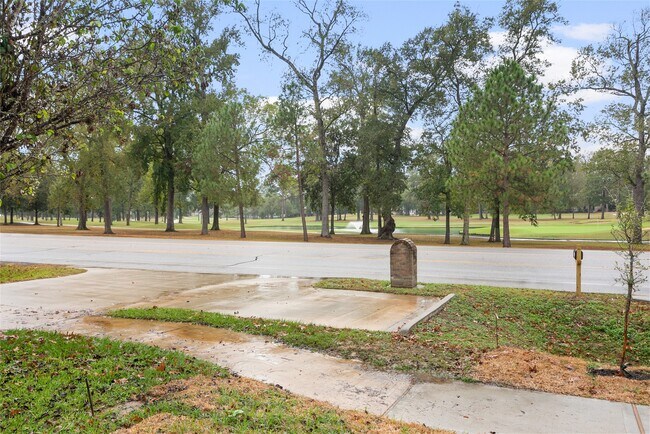 Building Photo - 13018 Walden Rd