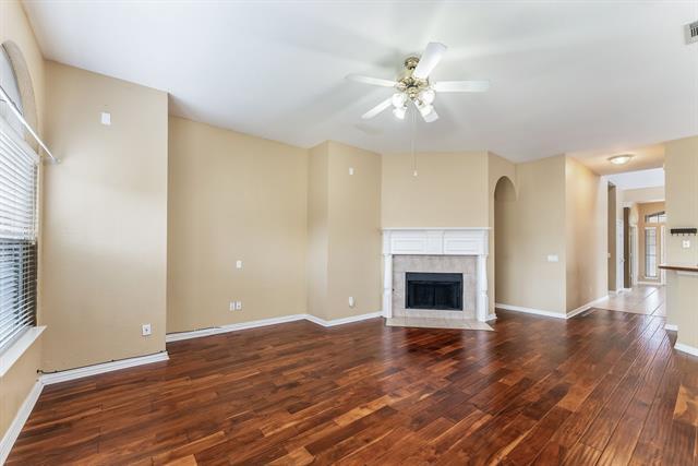 Building Photo - 2832 Bluffview Dr