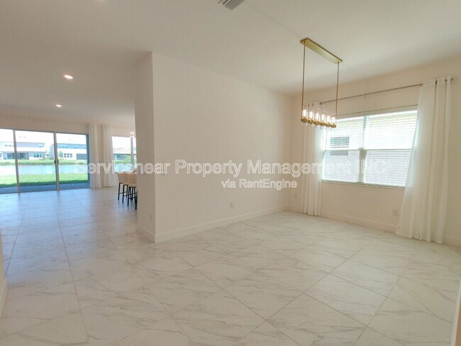 Building Photo - 32792 Tree of Life Ave
