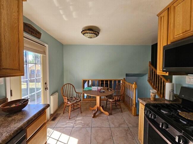 Building Photo - 3801 E Mallard Ln