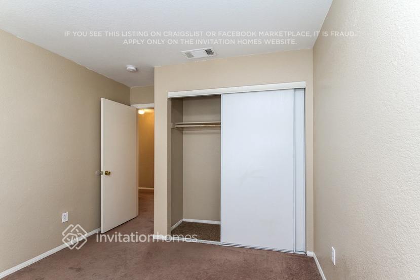 Building Photo - 115 Quailbush Dr