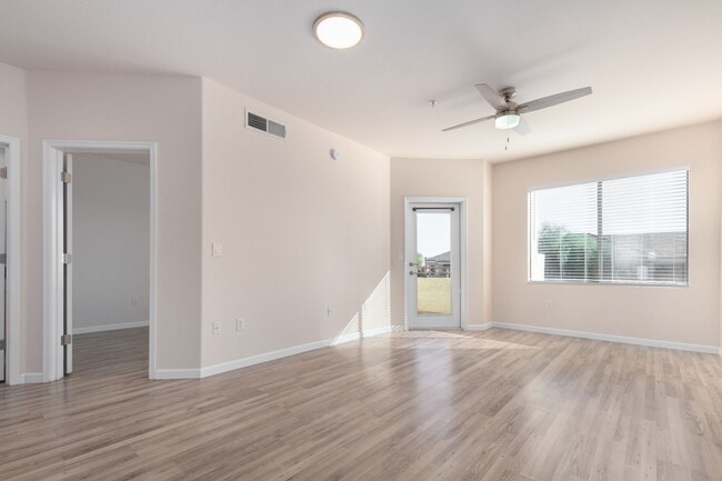 Building Photo - 18416 N Cave Creek Rd