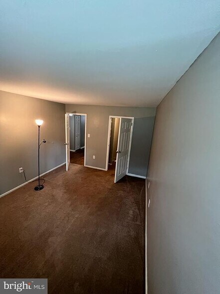 Building Photo - 8671 Greenbelt Rd