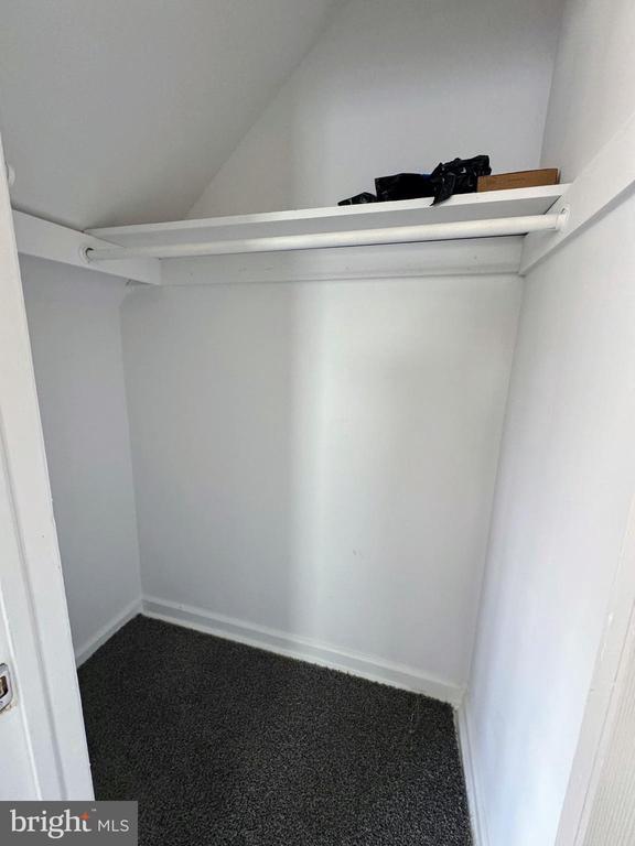 Building Photo - 1015 Alcyon Dr