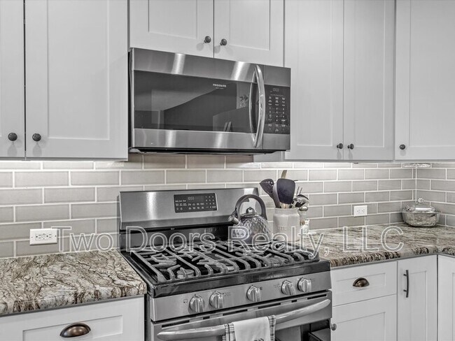 Building Photo - 2812 Allens Trail