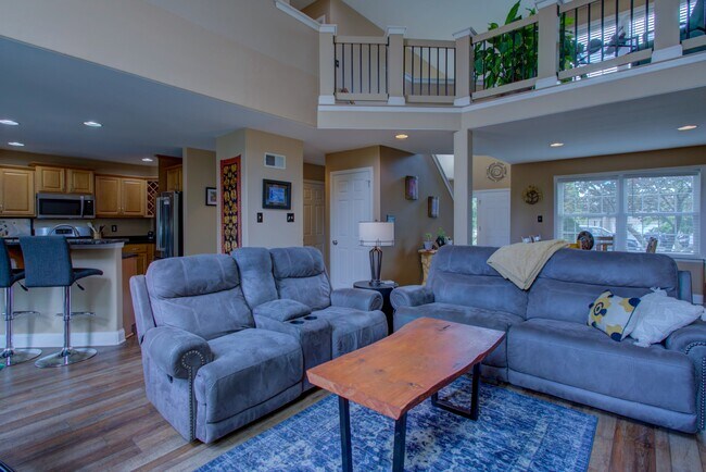 Building Photo - 326 Darlington Ct