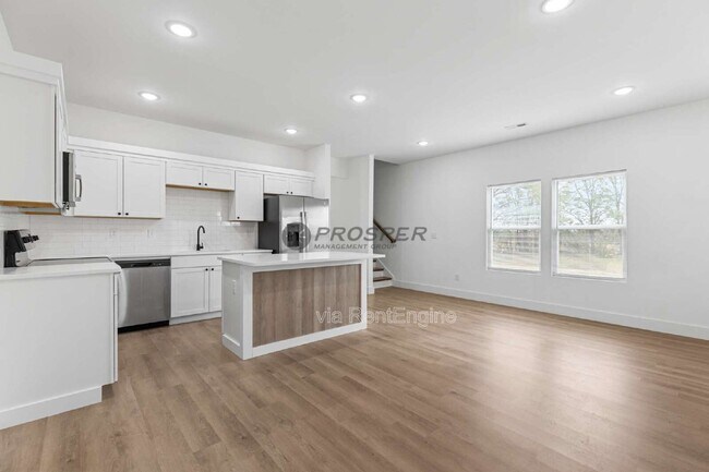 Building Photo - 4056 Parris Bridge Rd