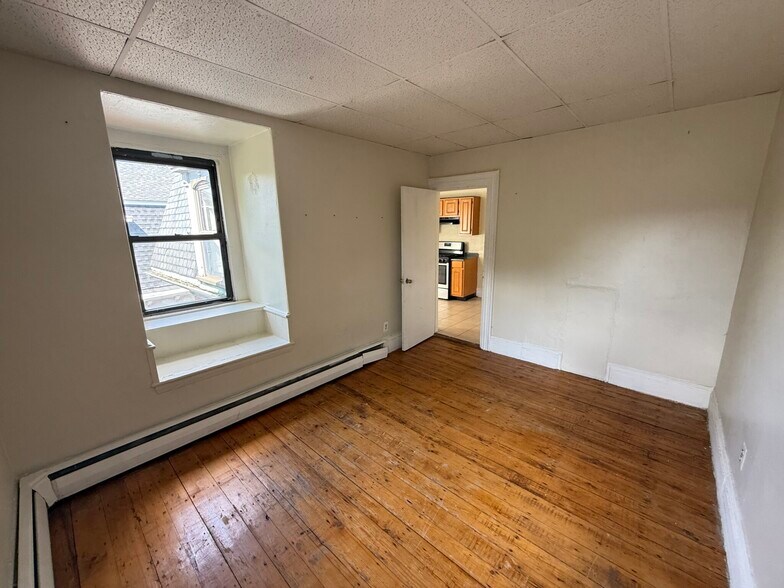 Building Photo - 183 Harvard St