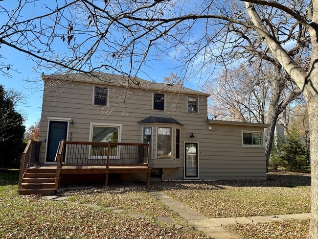 Building Photo - 4700 Teonia Woods Dr