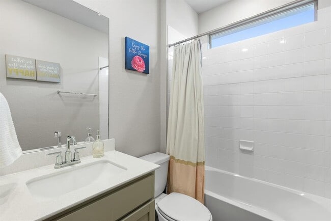 Building Photo - 199 Frostweed Dr