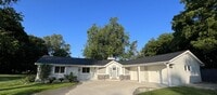 Building Photo - 664 Azalea Ave