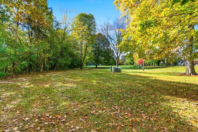 Building Photo - 2825 Tuebingen Pkwy