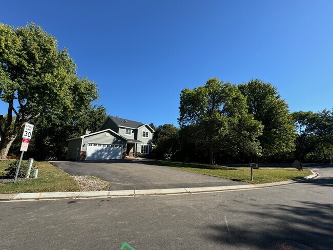 Building Photo - 840 Saddlebrook Pass