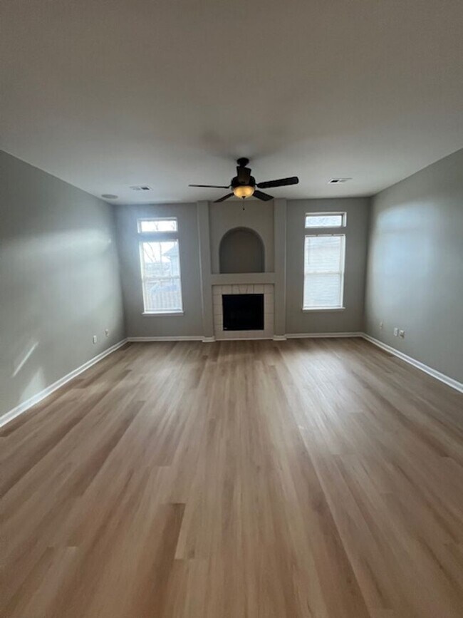 Building Photo - 3 Bedroom, 2 Bath home located conveniently in the Hamburg area!