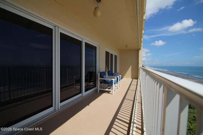 Building Photo - 1095 N Hwy A1A