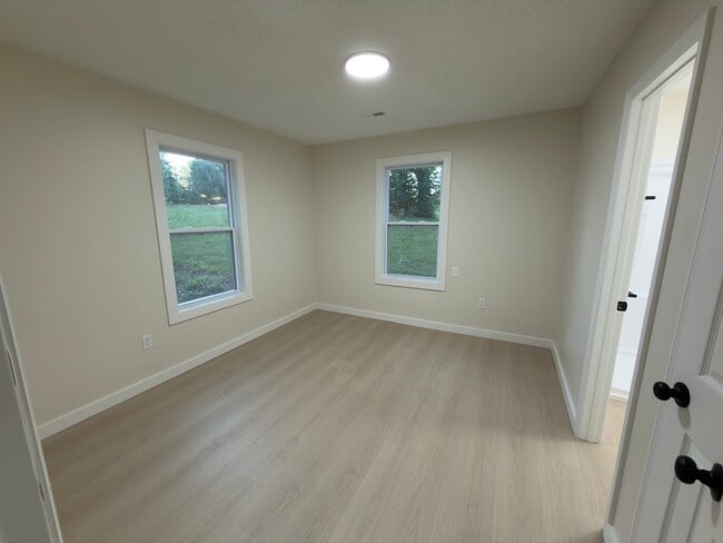 Building Photo - 121 Maryville Hwy