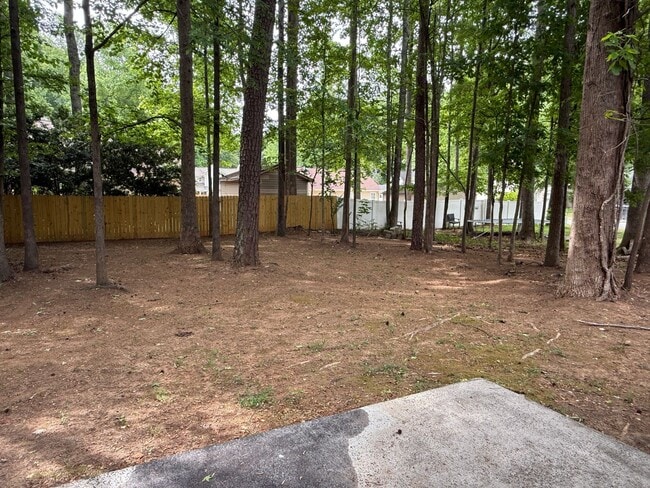 Building Photo - 6617 Cedar Cliff Dr