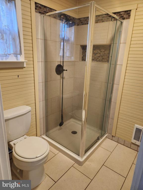 Building Photo - 501 S Seminary St