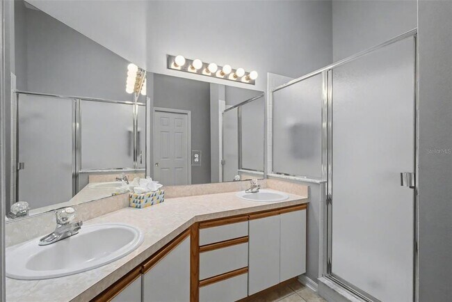 Building Photo - 25049 Navel Ave