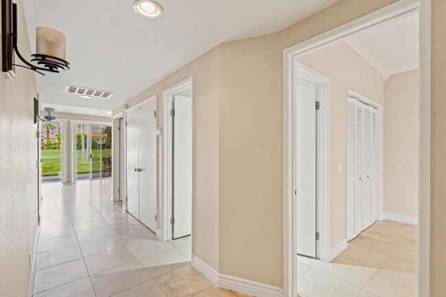 Building Photo - 55559 Winged Foot