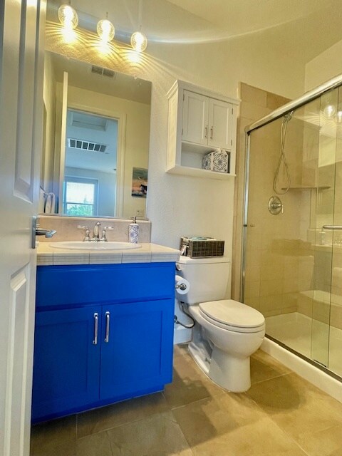 Updated Bathroom with shower - 1119 Channing Way