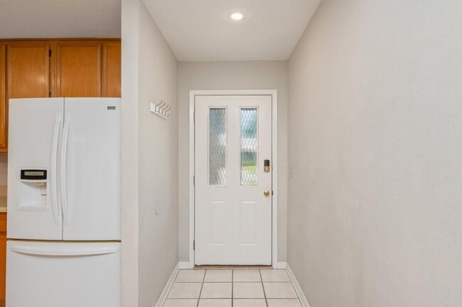 Building Photo - 96 Catamaran Ln