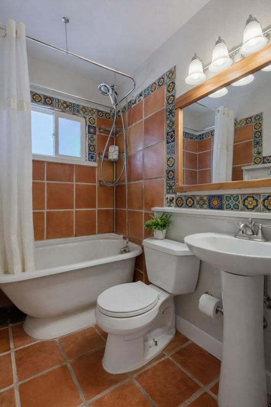 Building Photo - 880 35th St