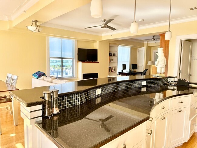 Building Photo - Penthouse Condo in Downtown Portland Peninsula