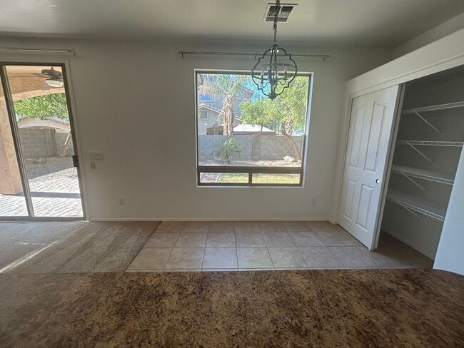 Building Photo - 3 Bedroom Plus Den