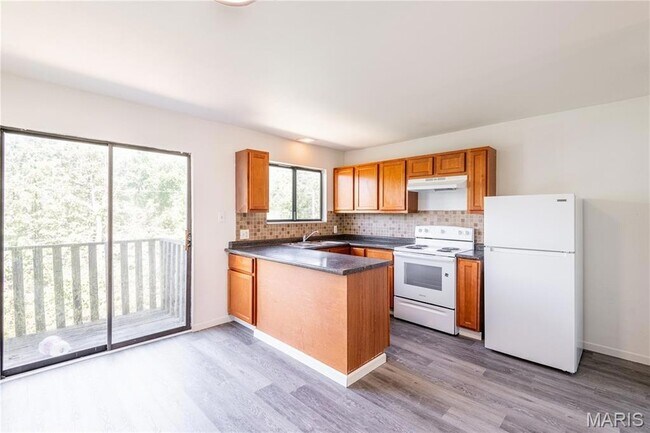 Building Photo - 3017 Pembroke Ln