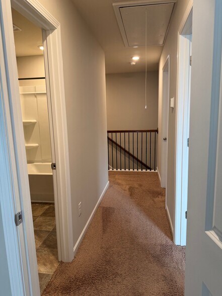 Building Photo - 309 Yellow Fox Rd