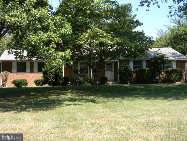 Building Photo - 319 Mc Grady Rd