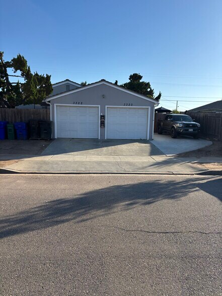 Primary Photo - 3322 Apache Ave