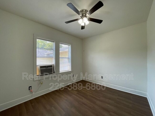 Building Photo - 38294 1494