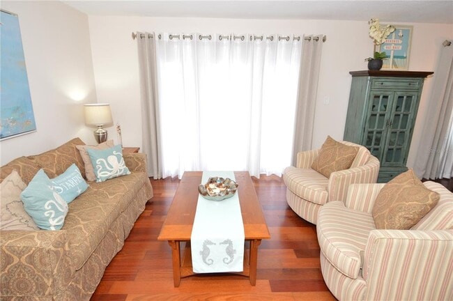 Building Photo - 213 Sea Horse Dr SE