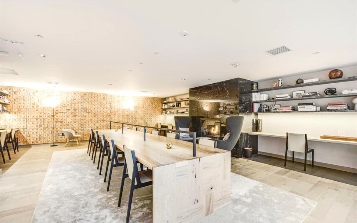 Building Photo - 110 Channel St