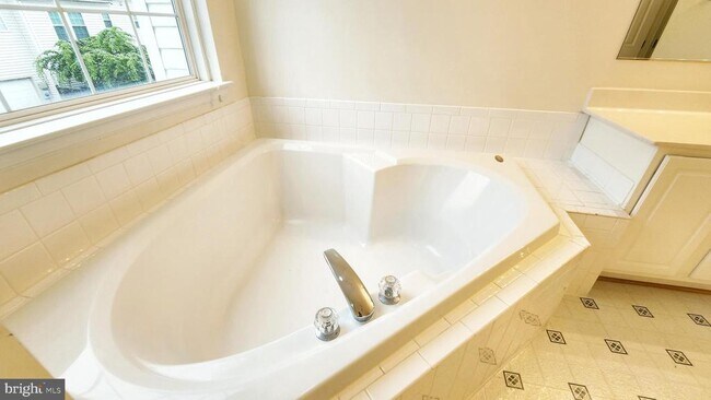 Building Photo - 20969 Kittanning Ln