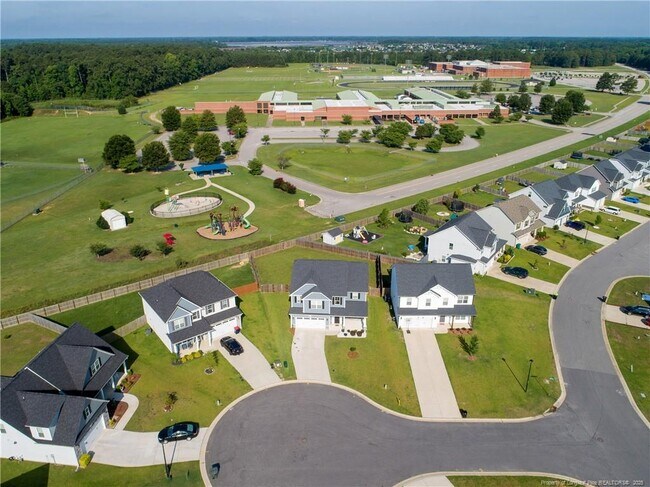 Building Photo - 1408 Friar Rock Cir