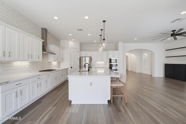 Building Photo - 2024 W Andalusian Trail