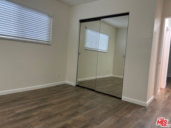 Building Photo - 36 Brooks Ave