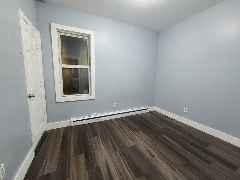 Building Photo - 1258 Anna St