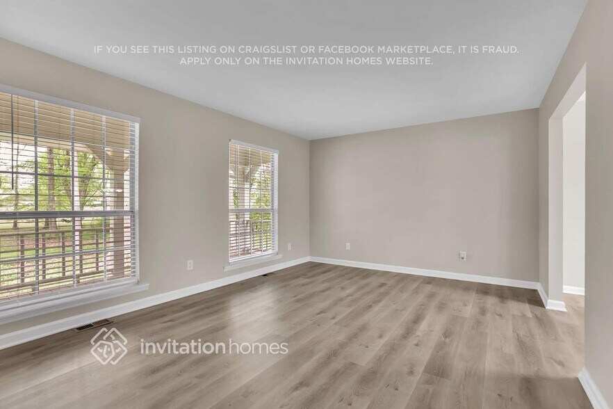 Building Photo - 4530 Doss Cir