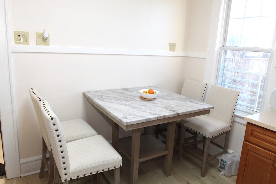 Building Photo - 24 Rutland Ave