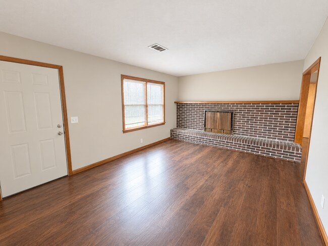 Building Photo - 289 Norris Rd